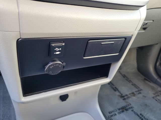 Used 2020 Toyota Sienna LE FWD image 31