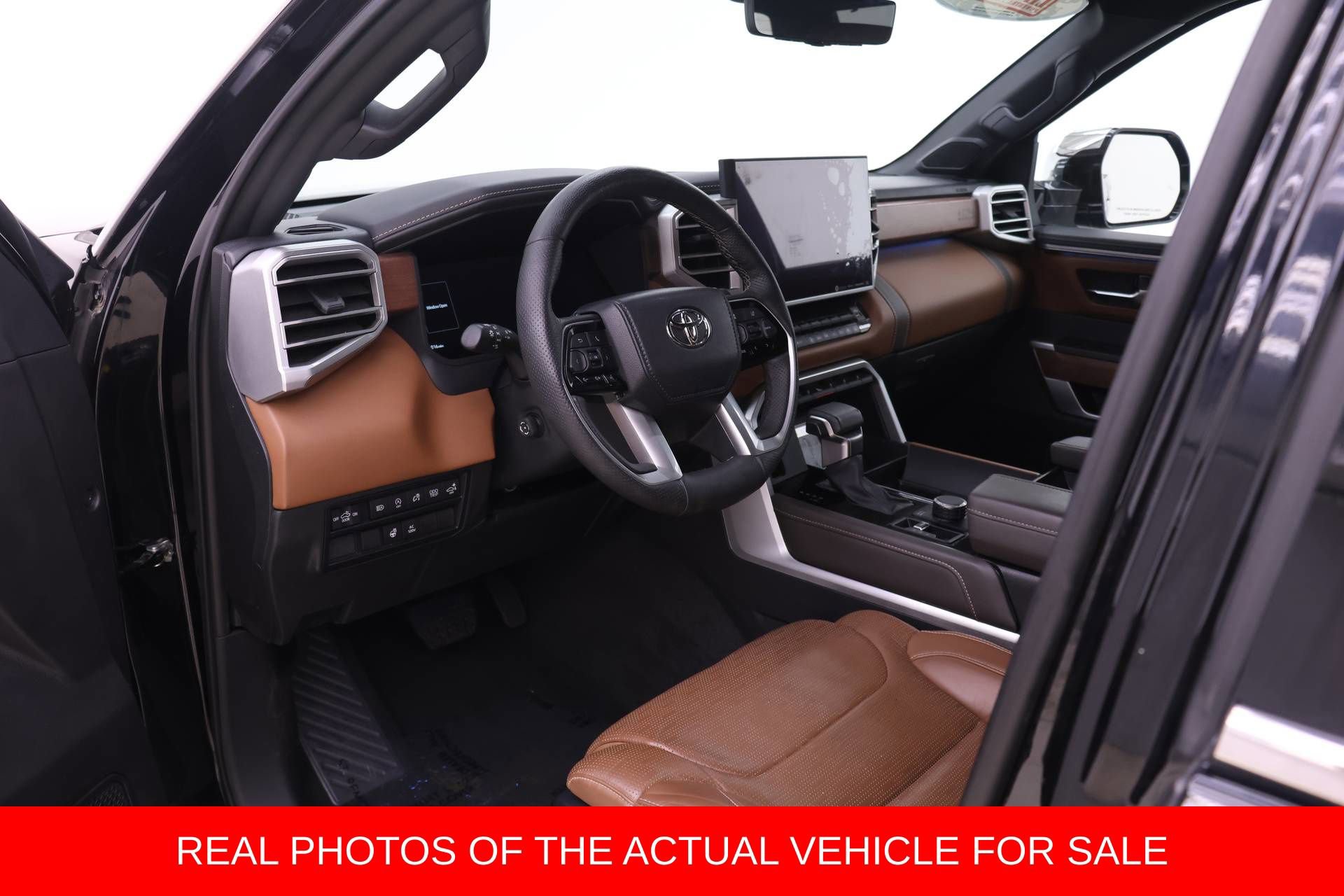 Used 2023 Toyota Tundra 1794 Edition image 3