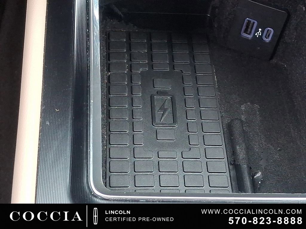 Used 2023 Lincoln Corsair AWD w/ Equipment Group 101A image 26
