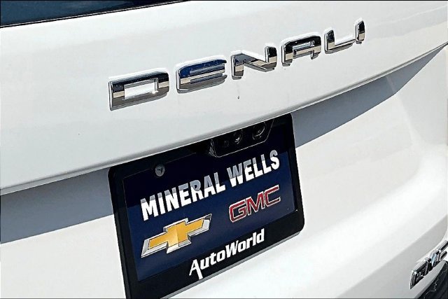 New 2026 GMC Yukon XL Denali Ultimate AWD/4WD image 11