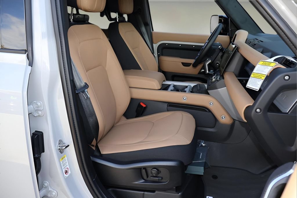New 2026 Land Rover Defender 110 X AWD/4WD image 19