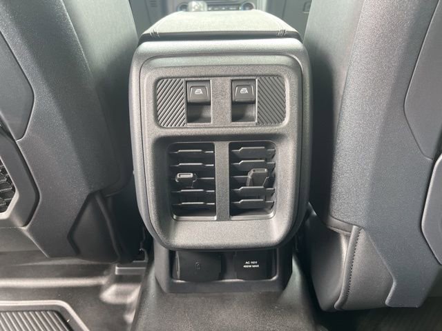 New 2025 Ford Bronco Badlands image 24