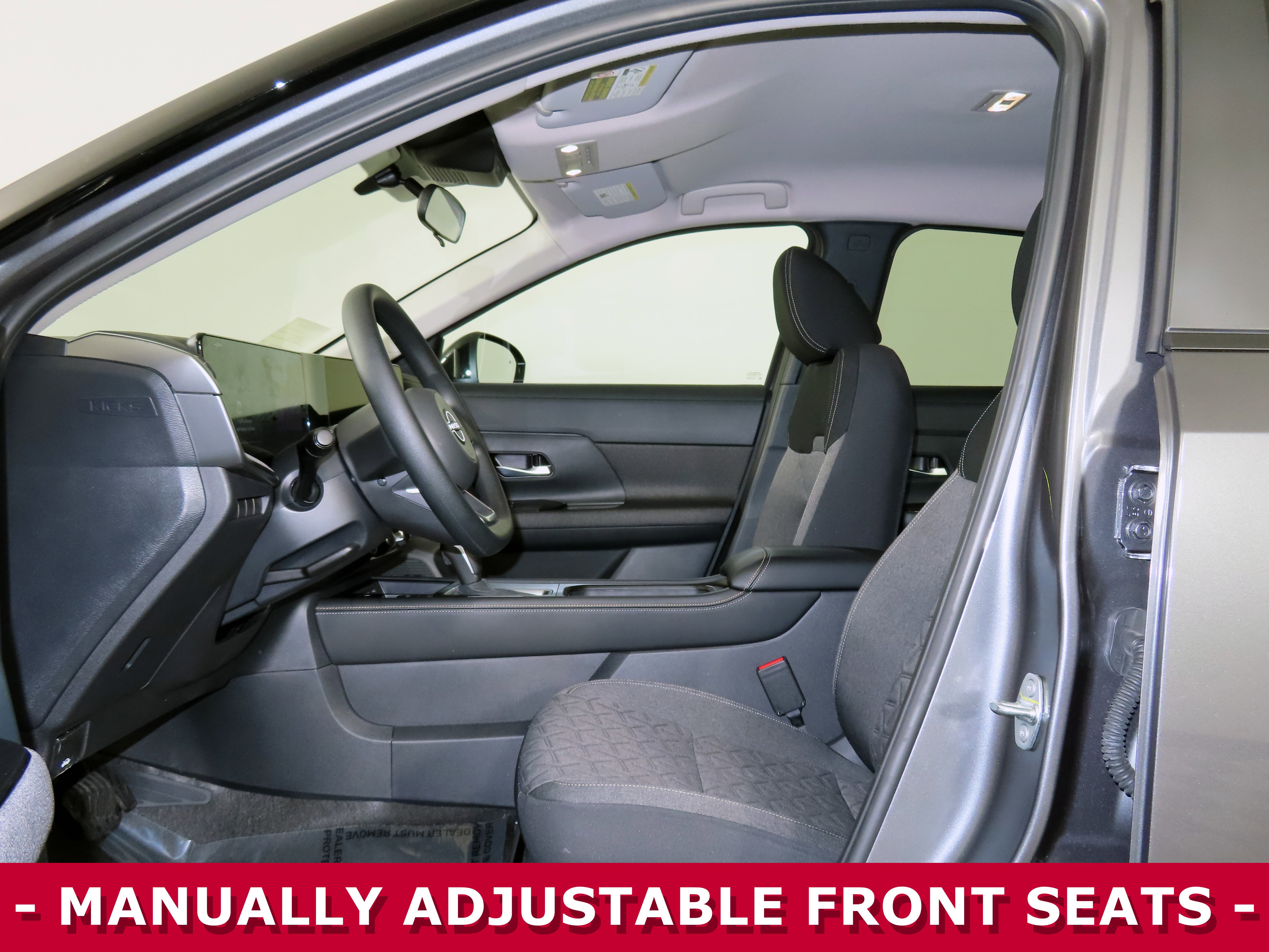 Certified 2025 Nissan Kicks SV w/ Illumination Package image 4