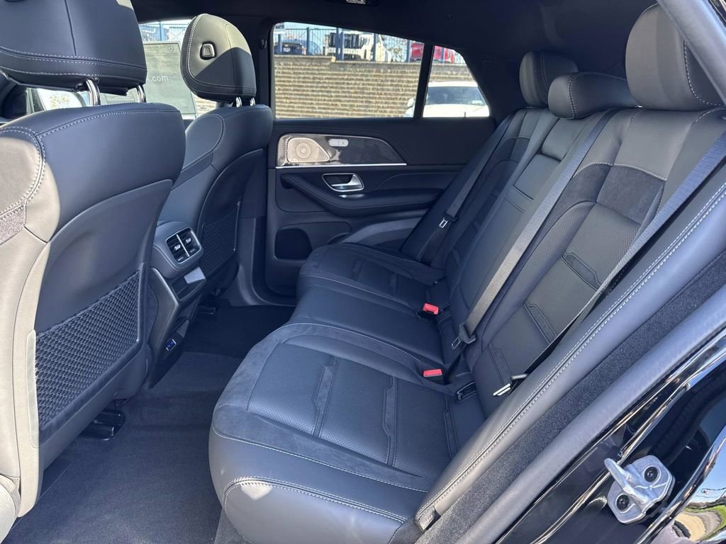 New 2026 Mercedes-Benz GLE 53 AMG 4MATIC Coupe image 12