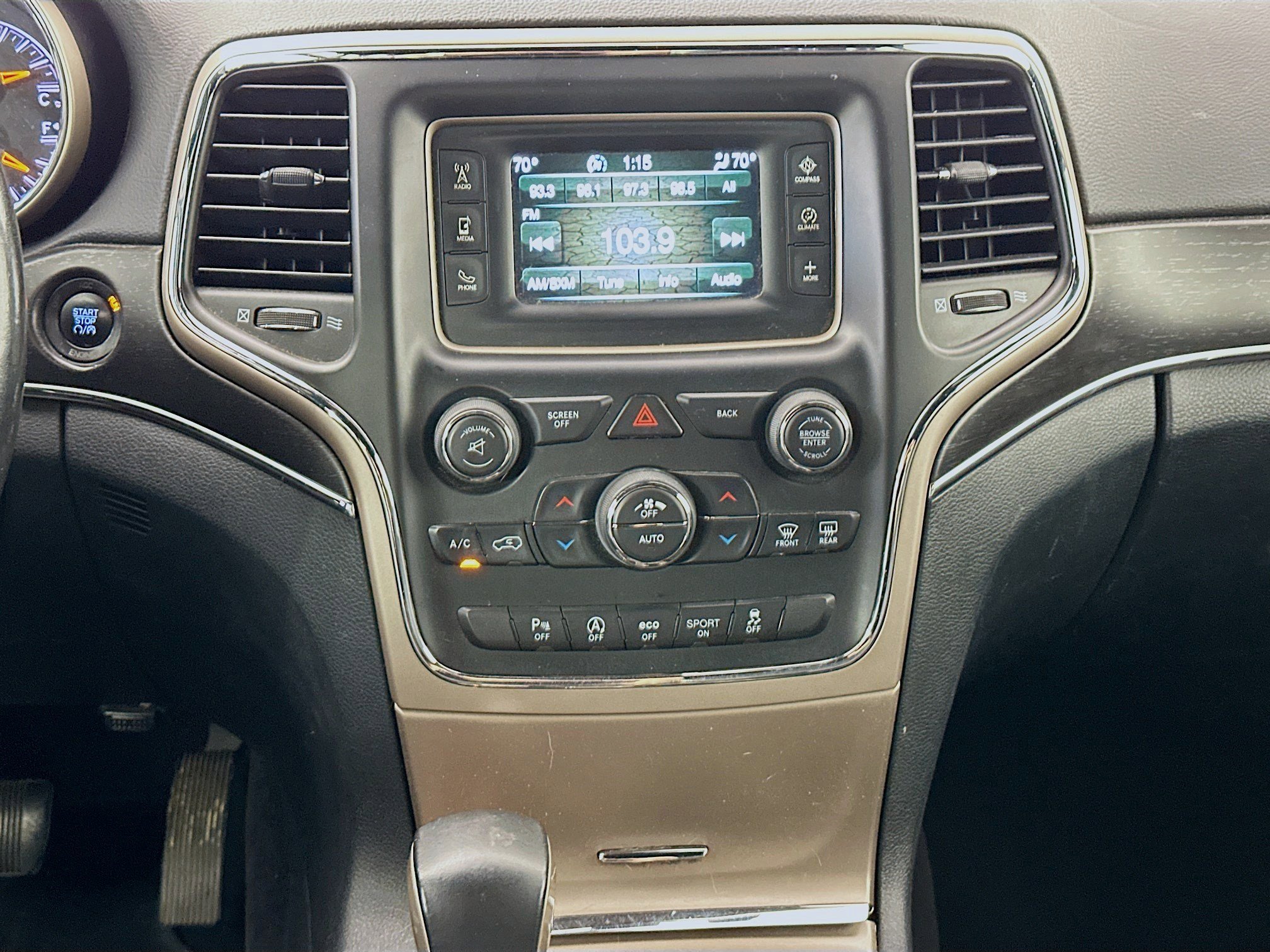 Used 2016 Jeep Grand Cherokee Limited image 14