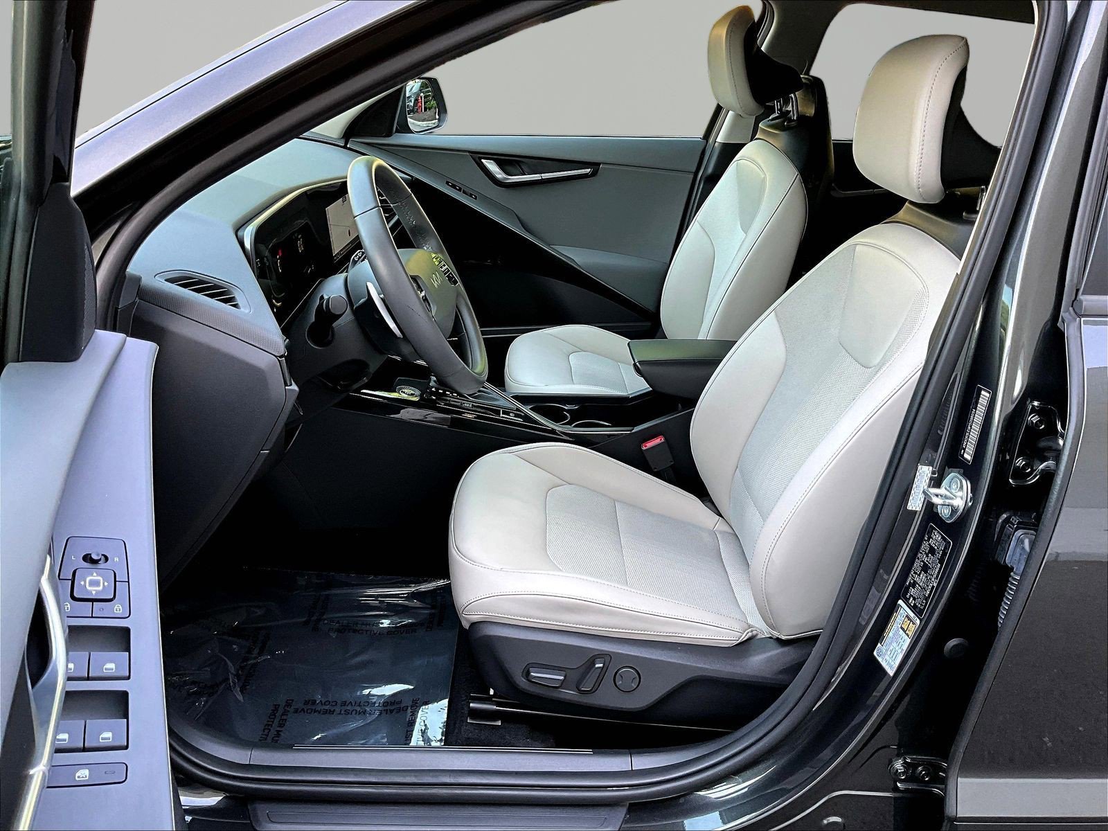 Certified 2023 Kia Niro EX FWD image 21