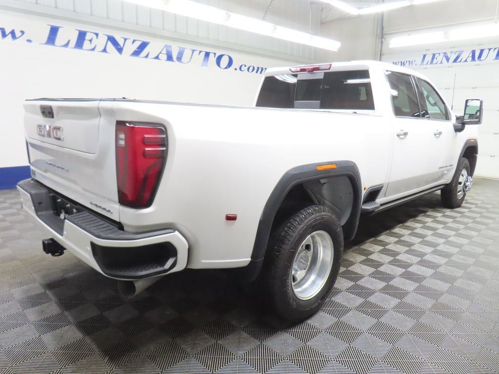 Used 2024 GMC Sierra 3500 Denali w/ Denali Reserve Package image 5