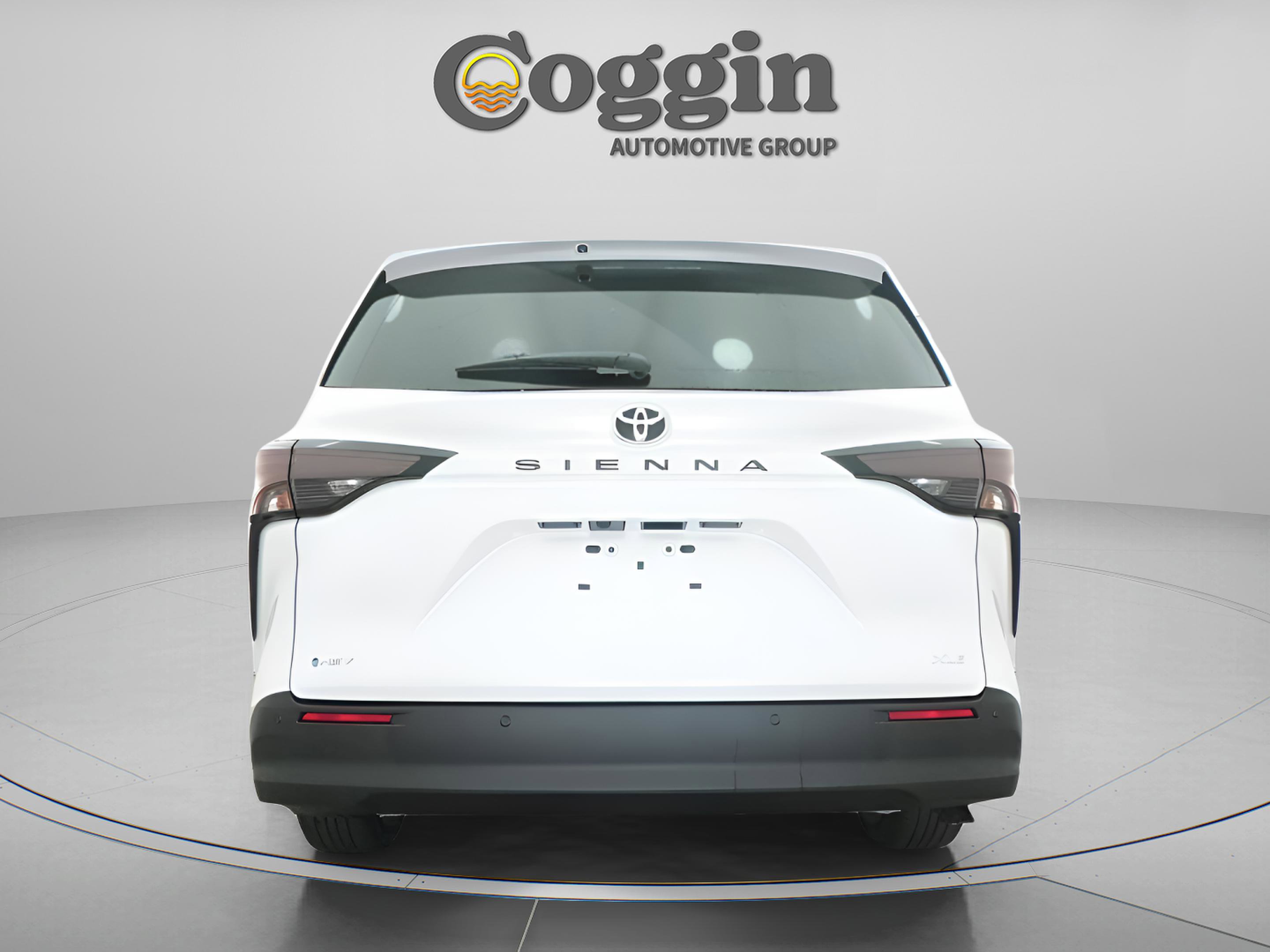 New 2026 Toyota Sienna XLE FWD image 13