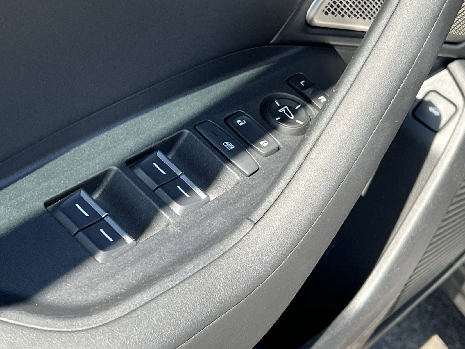 Certified 2025 Acura TLX w/ Technology Package FWD image 16