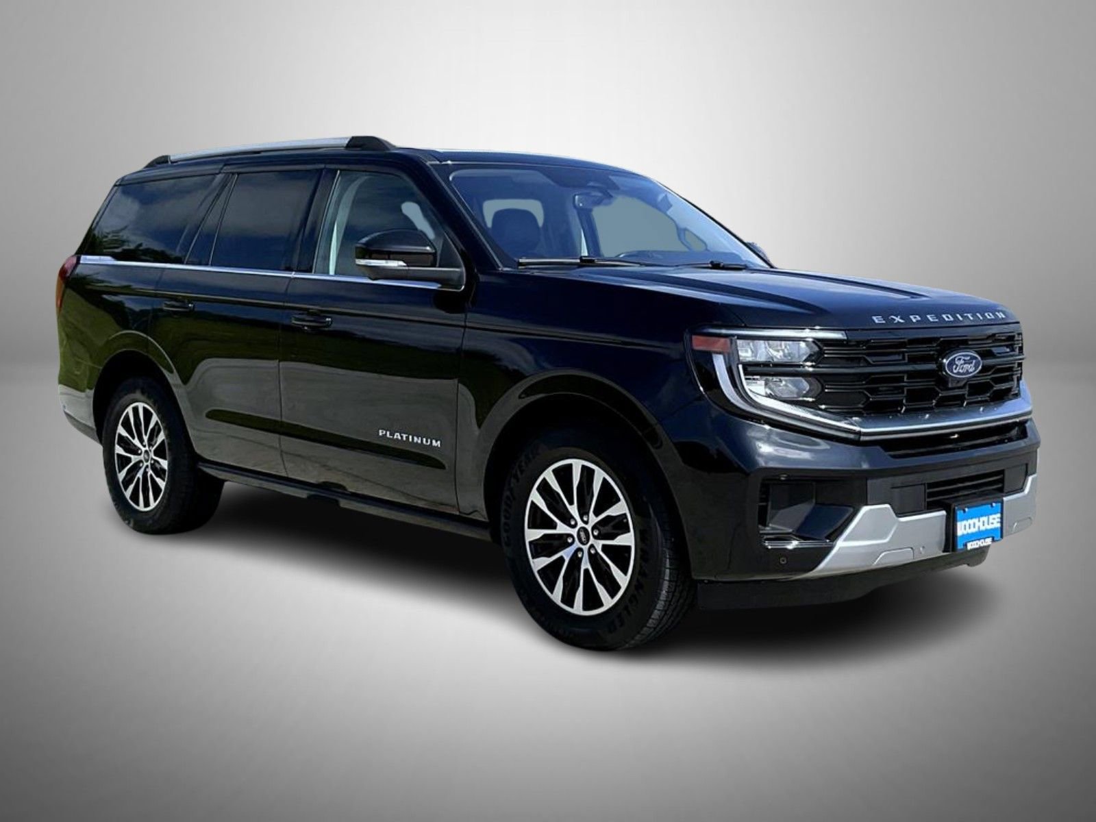 Used 2025 Ford Expedition Platinum AWD/4WD image 3