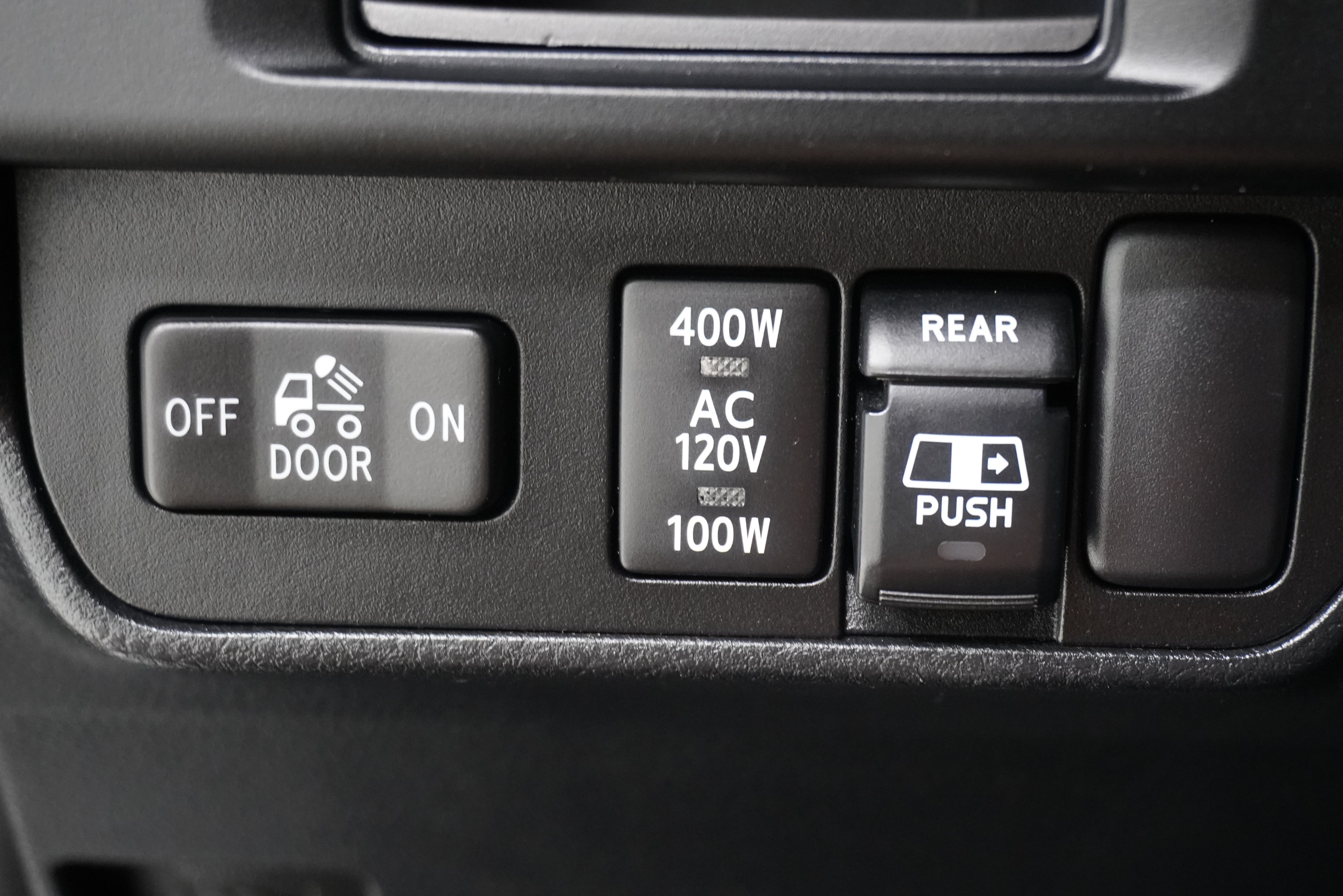Used 2017 Toyota Tacoma TRD Sport w/ Tow Package AWD/4WD image 23