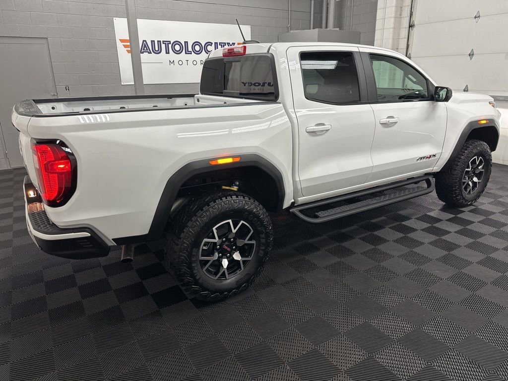 Used 2025 GMC Canyon AT4 w/ AT4X Package image 10