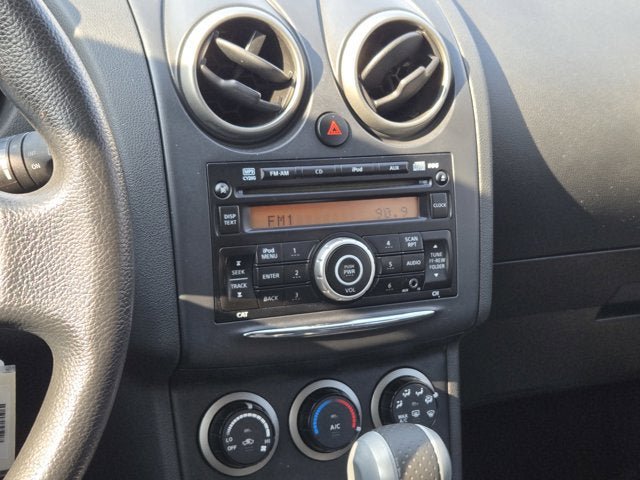 Used 2011 Nissan Rogue S image 18