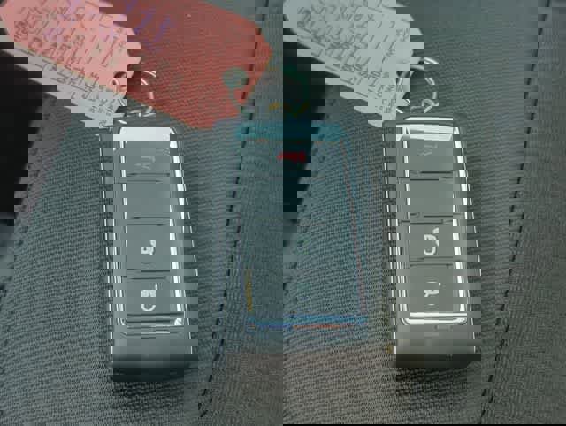 Used 2025 Jeep Grand Cherokee Laredo image 34