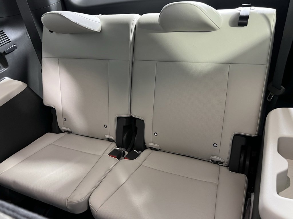 Used 2024 Hyundai Santa Fe Limited image 36