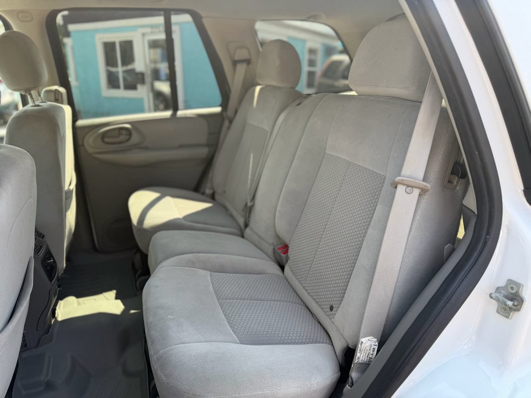 Used 2008 Chevrolet TrailBlazer 4WD image 9