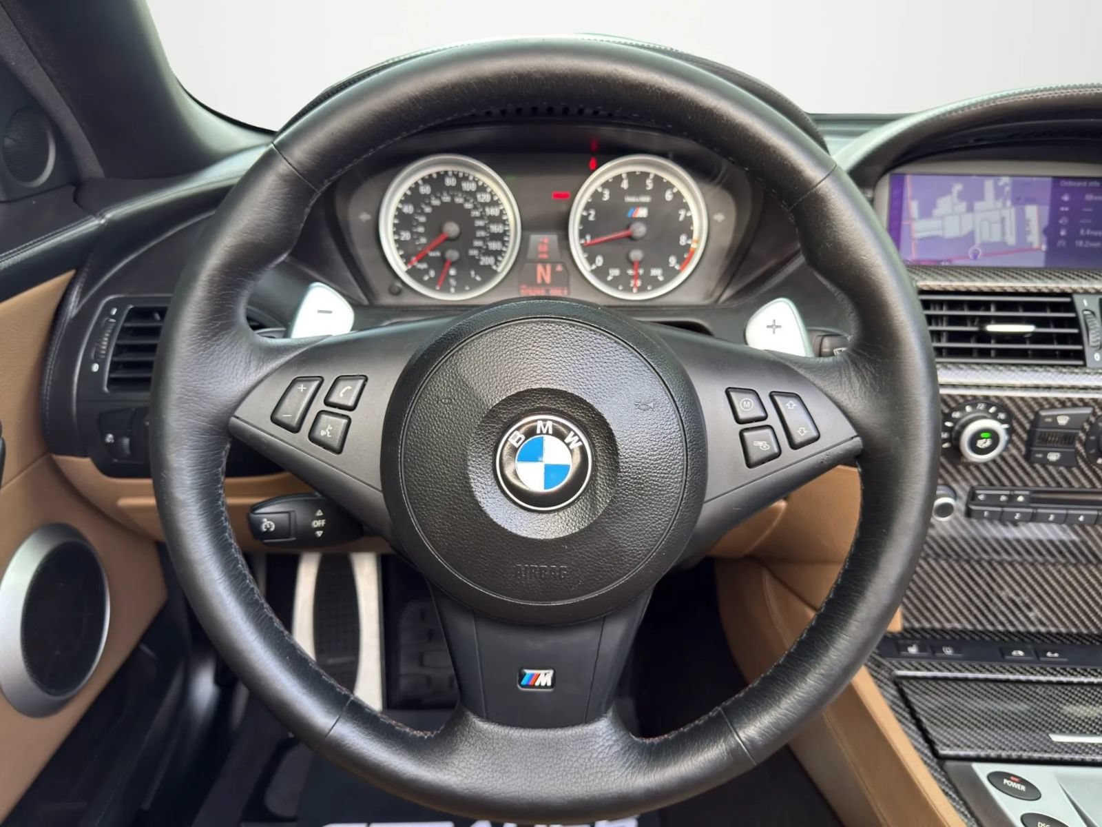 Used 2010 BMW M6 Convertible RWD image 15