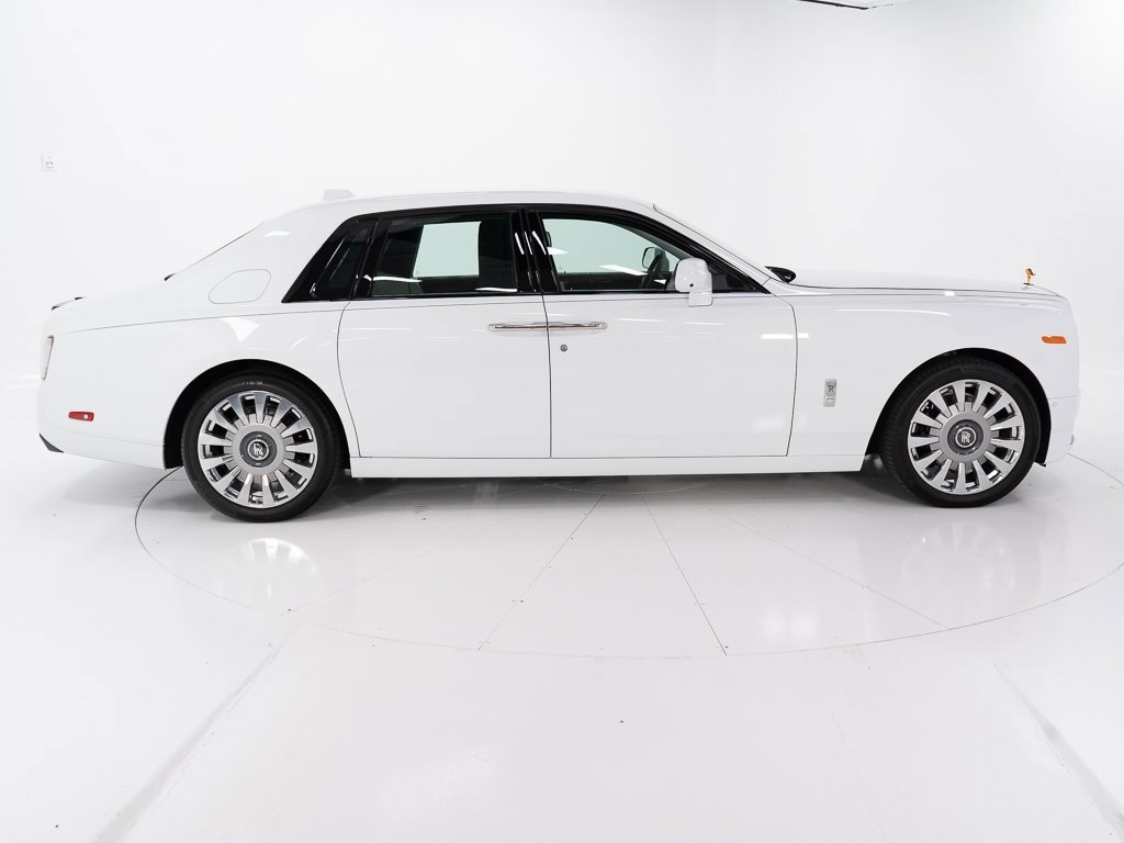 Certified 2023 Rolls-Royce Phantom Sedan image 6