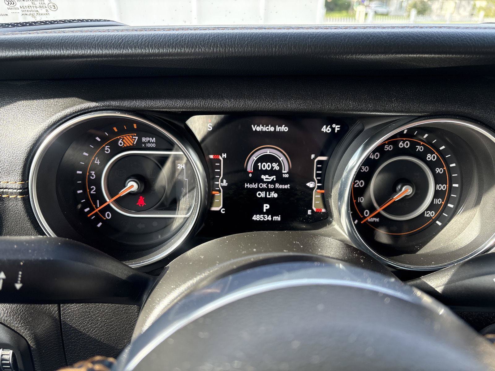 Used 2023 Jeep Wrangler Unlimited Sahara AWD/4WD image 15