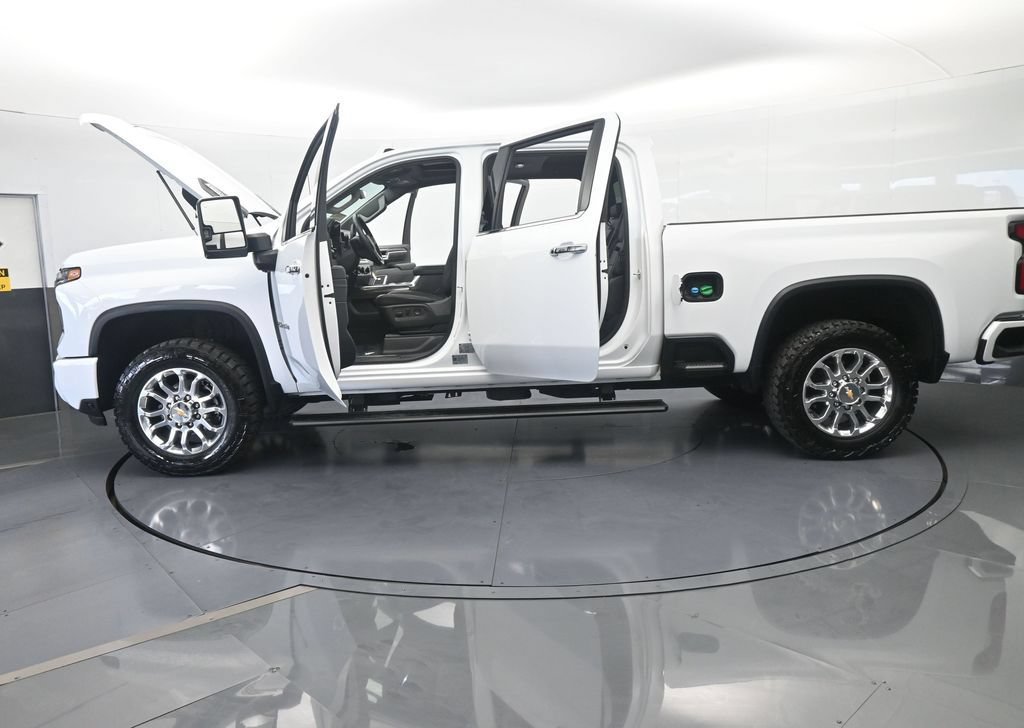 Used 2025 Chevrolet Silverado 2500 LTZ w/ Z71 Chrome Sport Edition AWD/4WD image 86