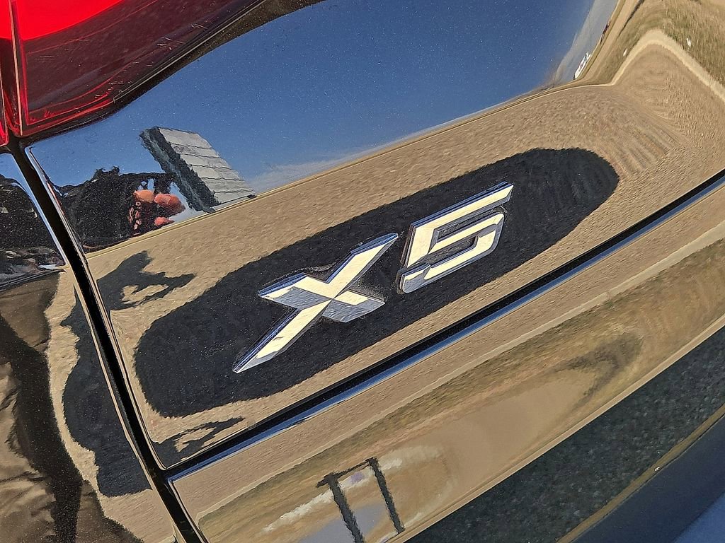 Used 2023 BMW X5 xDrive45e AWD/4WD image 12