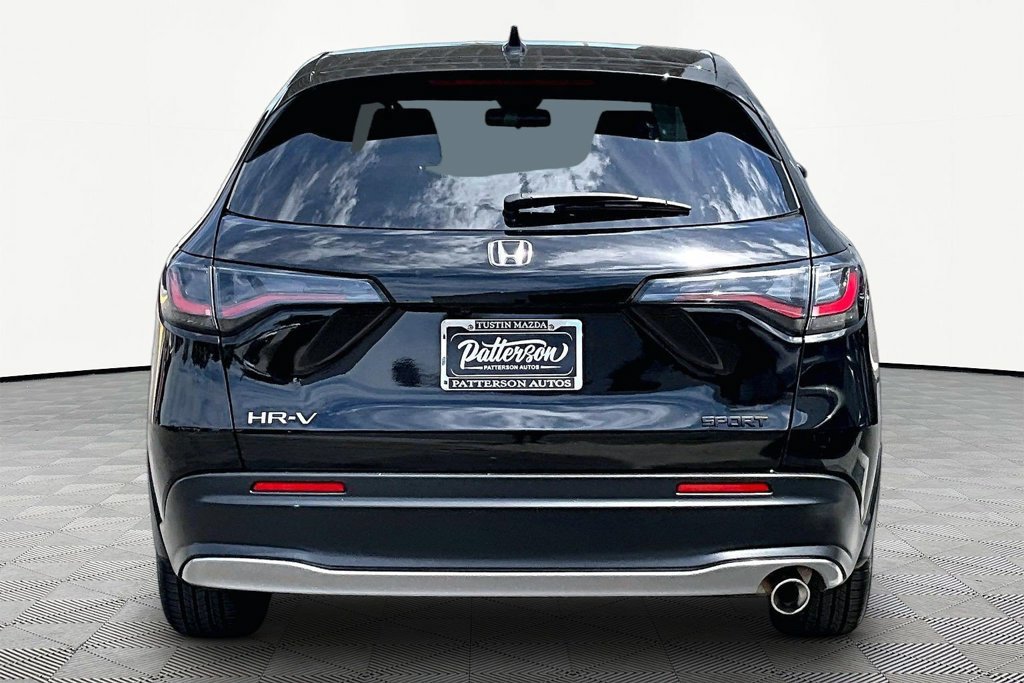 Used 2023 Honda HR-V Sport image 4