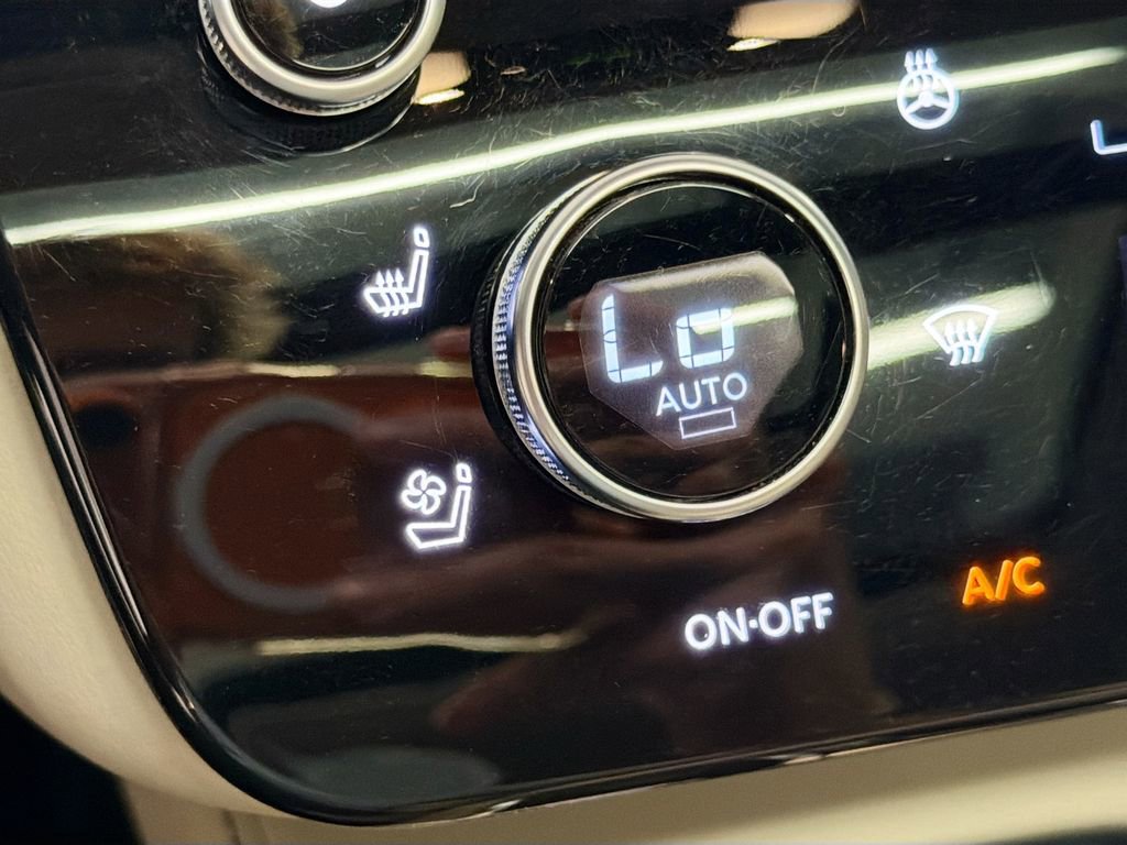 Certified 2022 INFINITI QX60 Luxe w/ Cargo Package AWD/4WD image 21