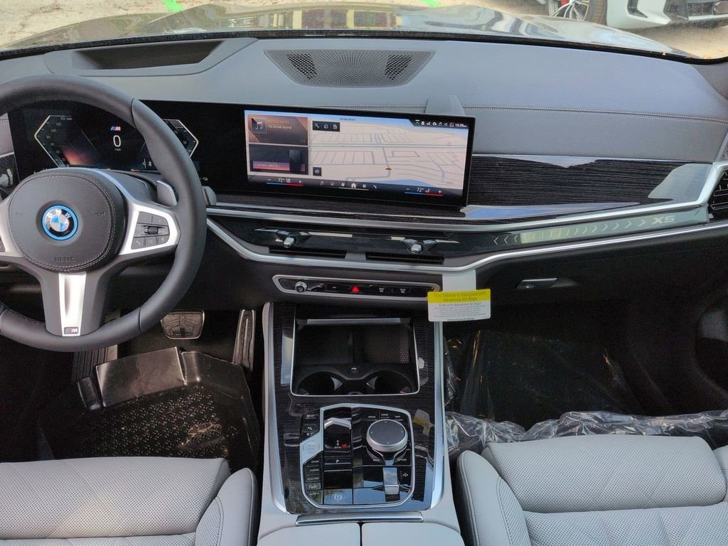 New 2026 BMW X5 xDrive50e w/ M Sport Package image 15