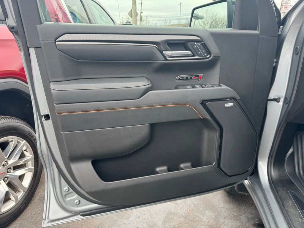 Used 2025 GMC Sierra 1500 AT4 image 12