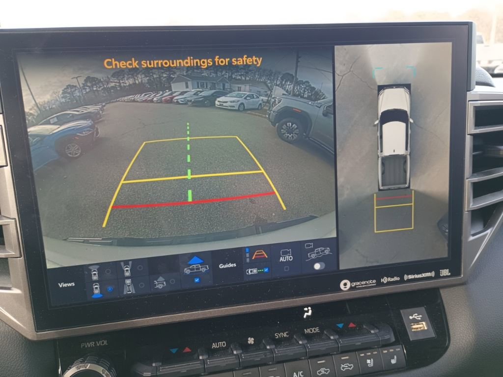 Used 2023 Toyota Tundra Limited image 12