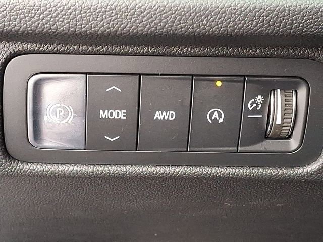 Used 2026 Chevrolet Traverse RS image 23