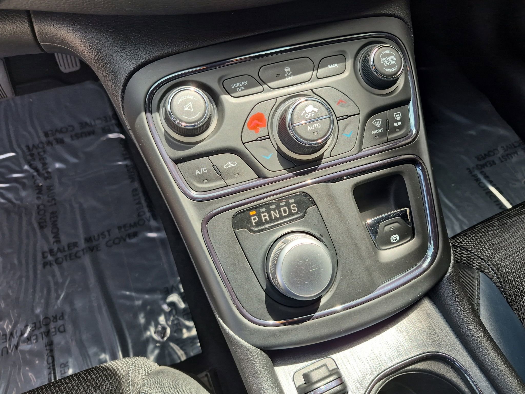 Used 2016 Chrysler 200 S w/ Comfort Group image 16