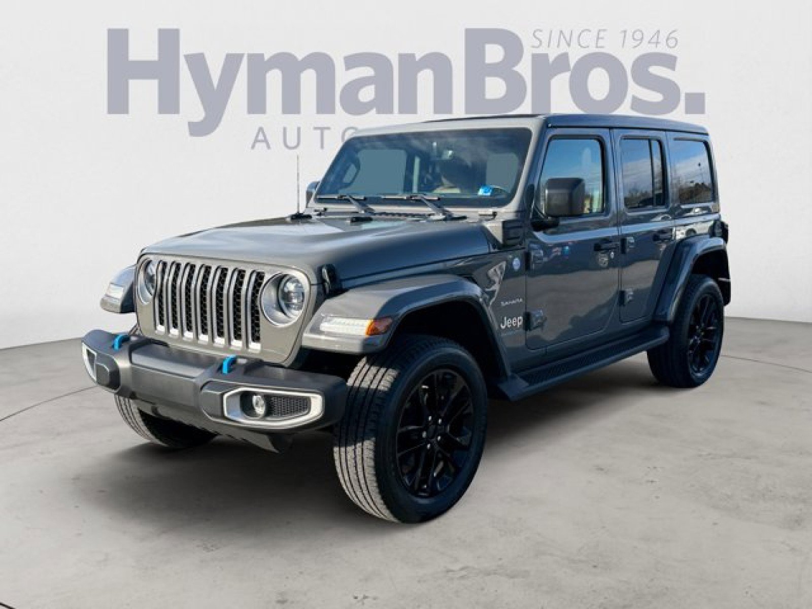 Used 2023 Jeep Wrangler Unlimited Sahara w/ Cold Weather Group image 7