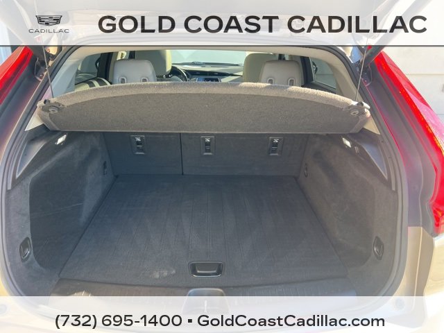 Certified 2022 Cadillac XT4 Luxury image 10