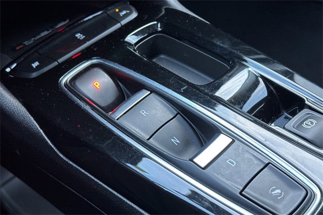 Used 2023 Chevrolet Bolt EUV Premier w/ Redline Edition image 21