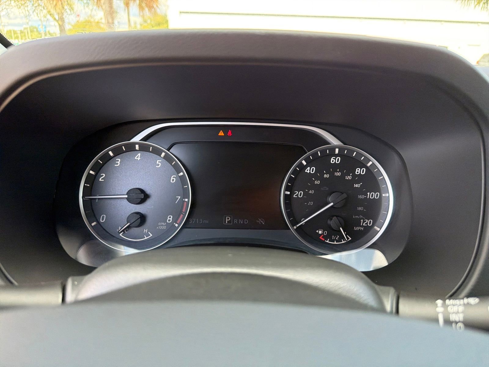 Certified 2025 Nissan Frontier SV image 11