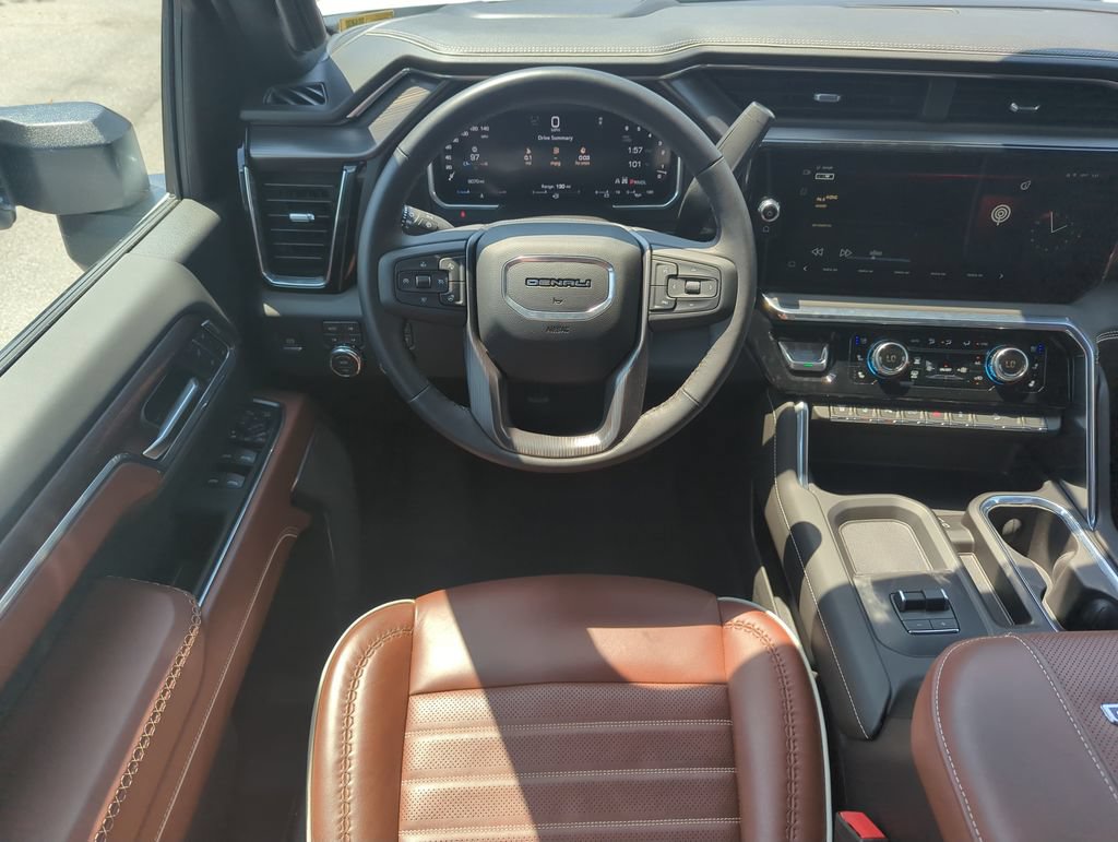 Used 2026 GMC Sierra 3500 Denali Ultimate AWD/4WD image 13