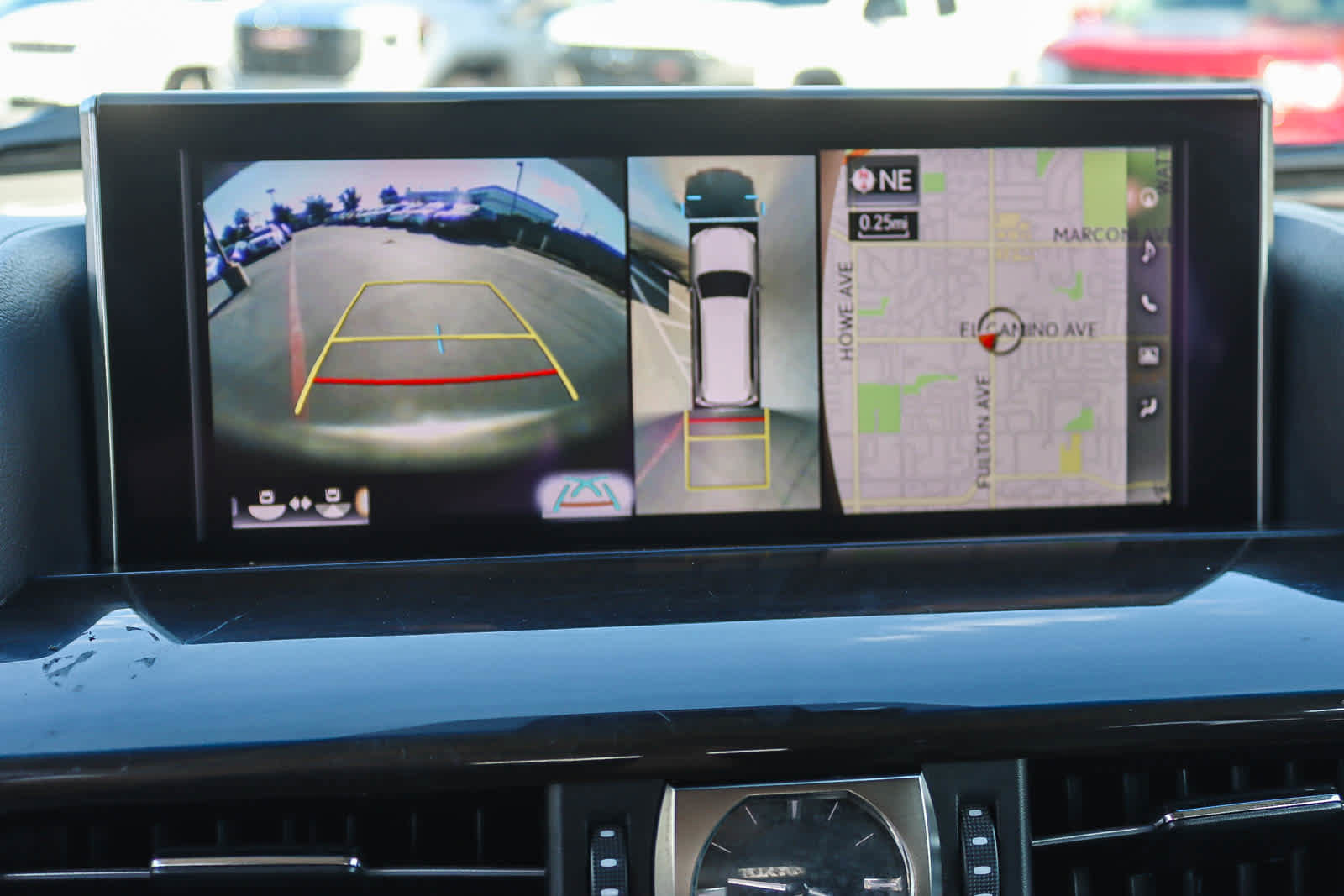 Used 2018 Lexus LX 570 4WD image 23