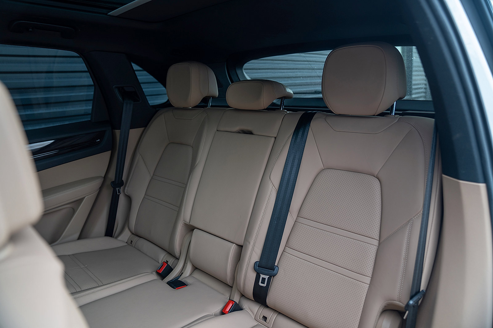 Certified 2022 Porsche Cayenne E-Hybrid image 21