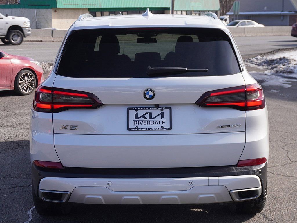 Used 2023 BMW X5 xDrive40i w/ Executive Package image 18