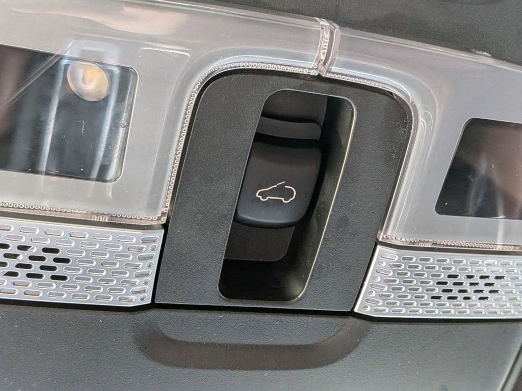 Certified 2023 Kia Telluride EX w/ EX Captain's Chair Package image 23