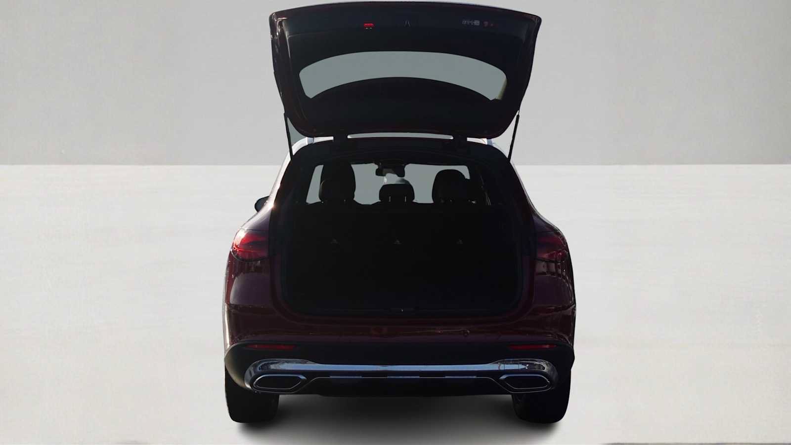Used 2026 Mercedes-Benz GLC 300 4MATIC image 9