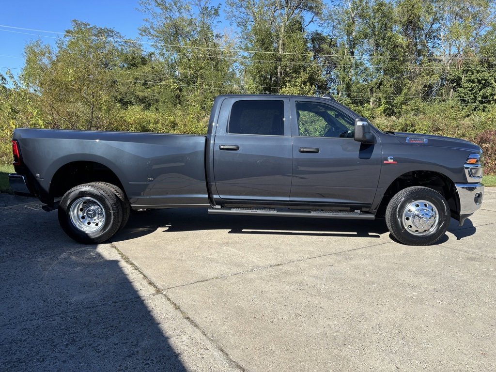 New 2026 RAM 3500 Tradesman image 7