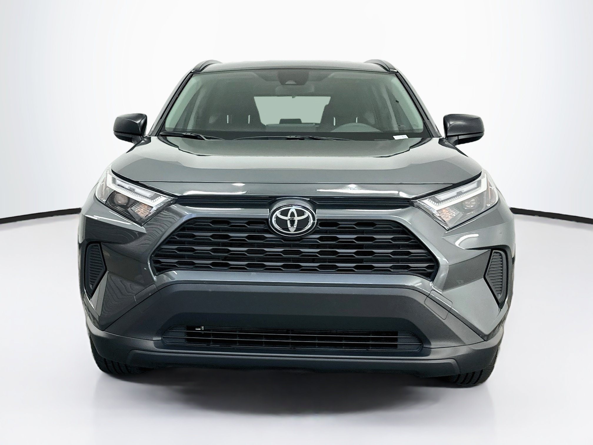 Used 2025 Toyota RAV4 LE AWD/4WD image 2