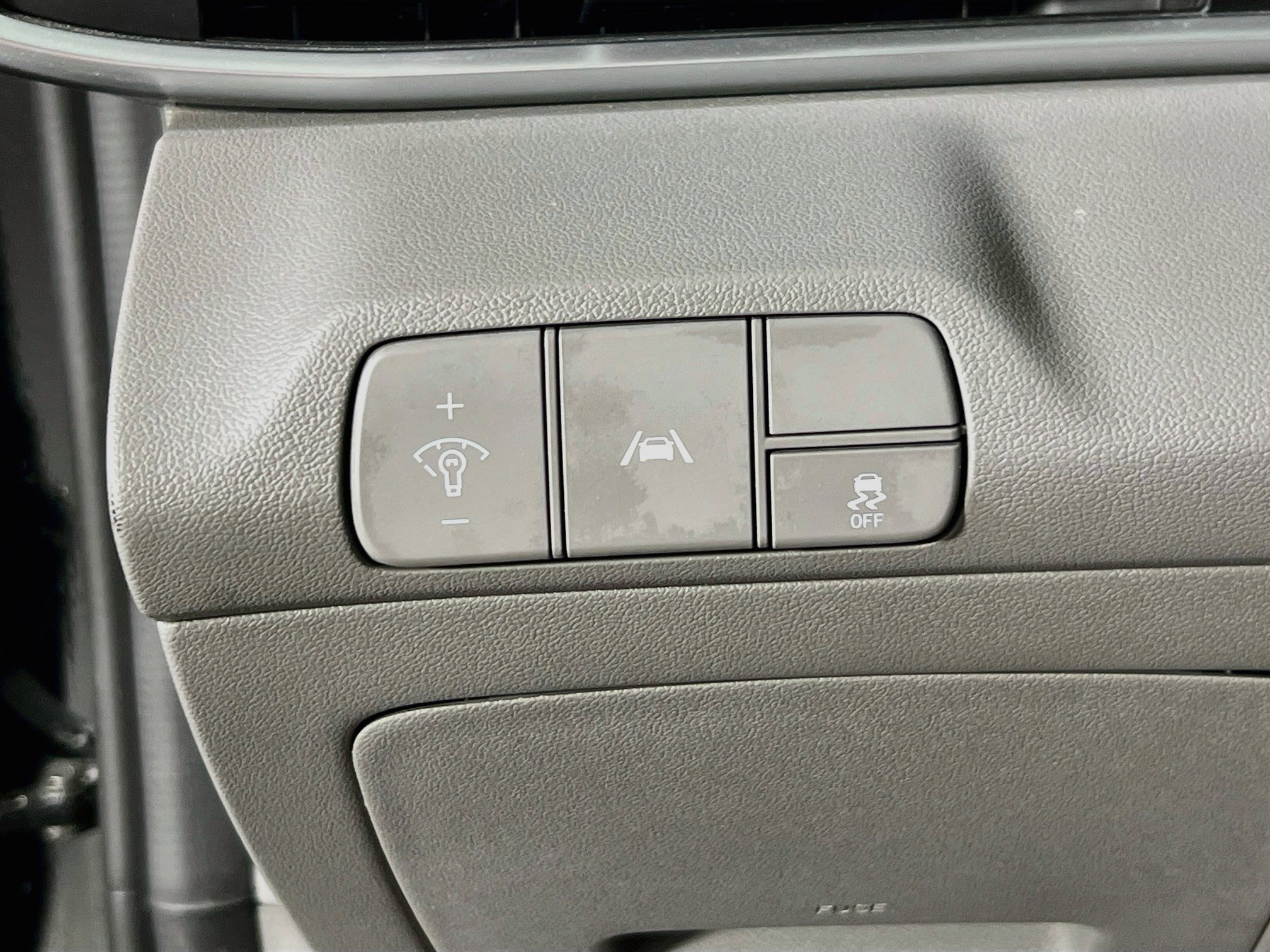 Used 2023 Hyundai Elantra SEL w/ Convenience Package FWD image 10