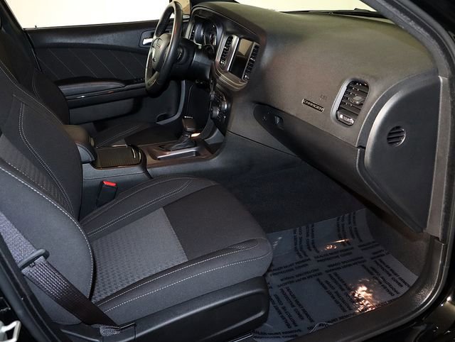 Used 2023 Dodge Charger SXT w/ Blacktop Package image 34