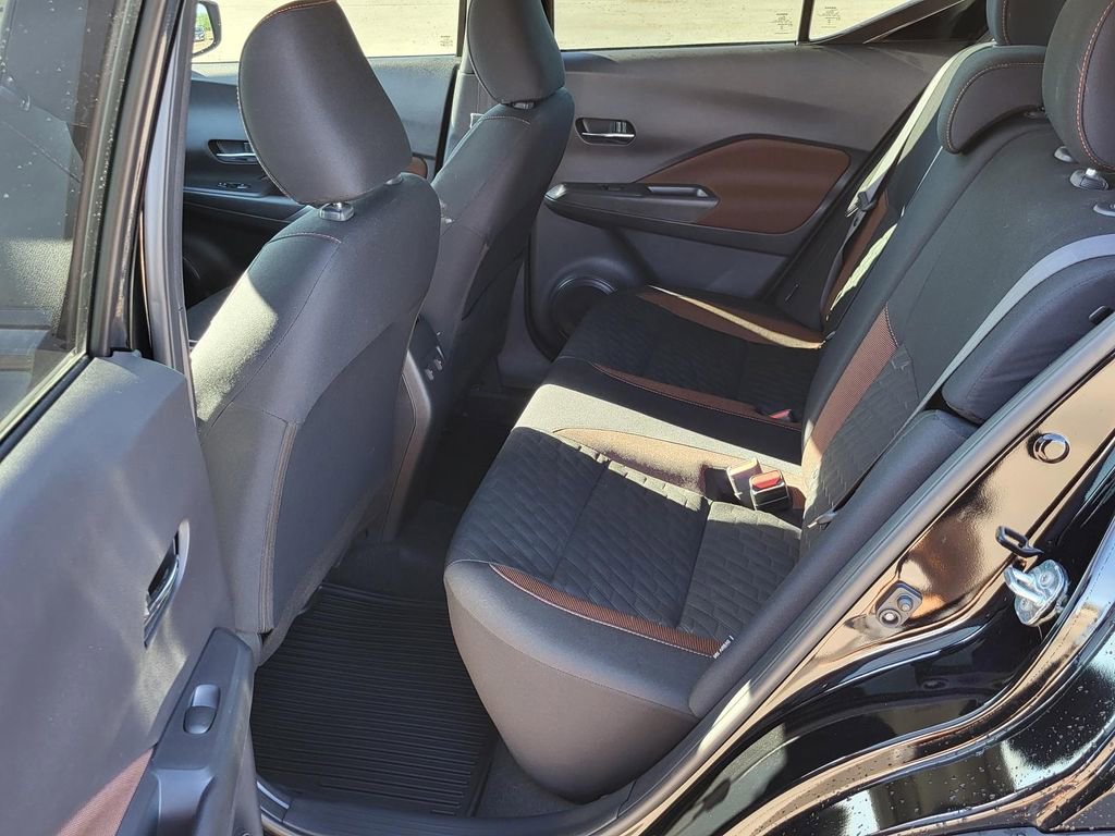 Used 2024 Nissan Kicks SR w/ Interior Electronics Package FWD image 13