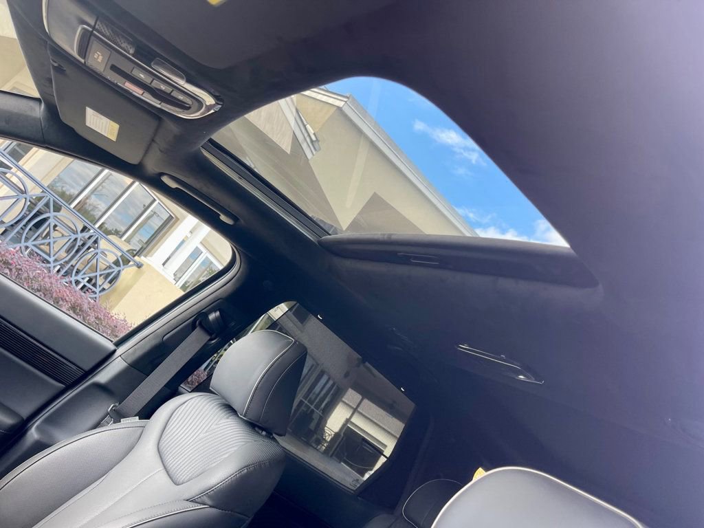 Used 2025 Hyundai Palisade Calligraphy image 18