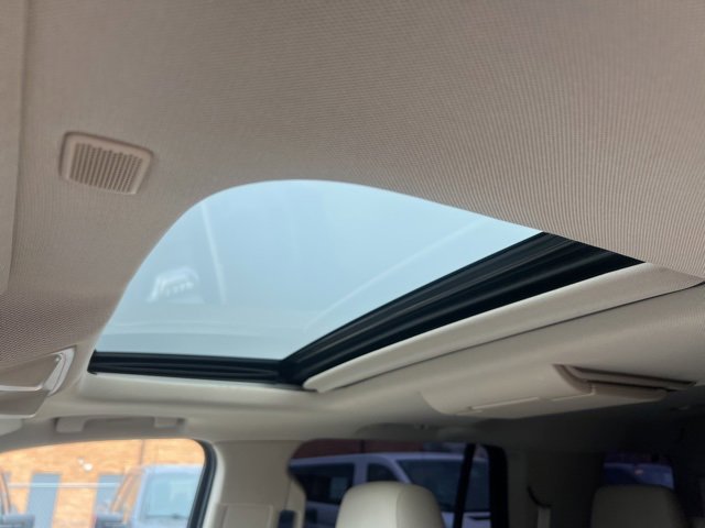 Used 2019 Cadillac Escalade Luxury image 19