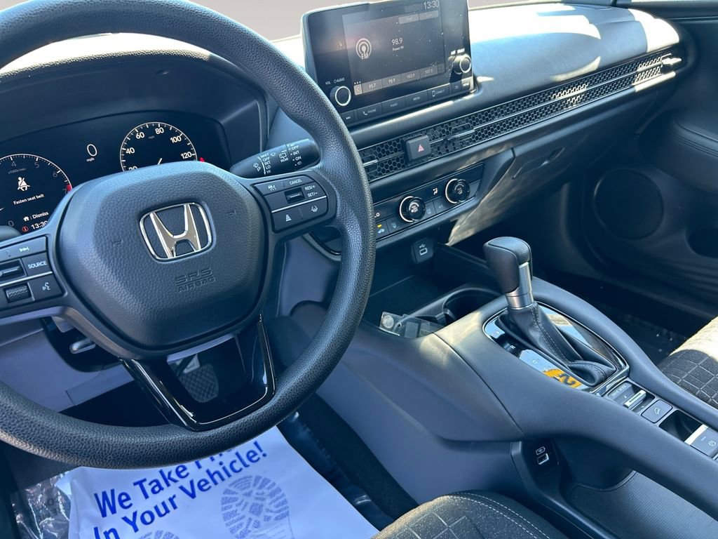 Used 2023 Honda HR-V LX image 10